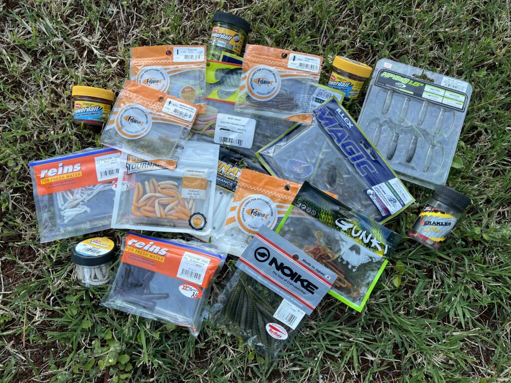 Assortiment de micro leurres souples pour les poissons blancs aux leurres